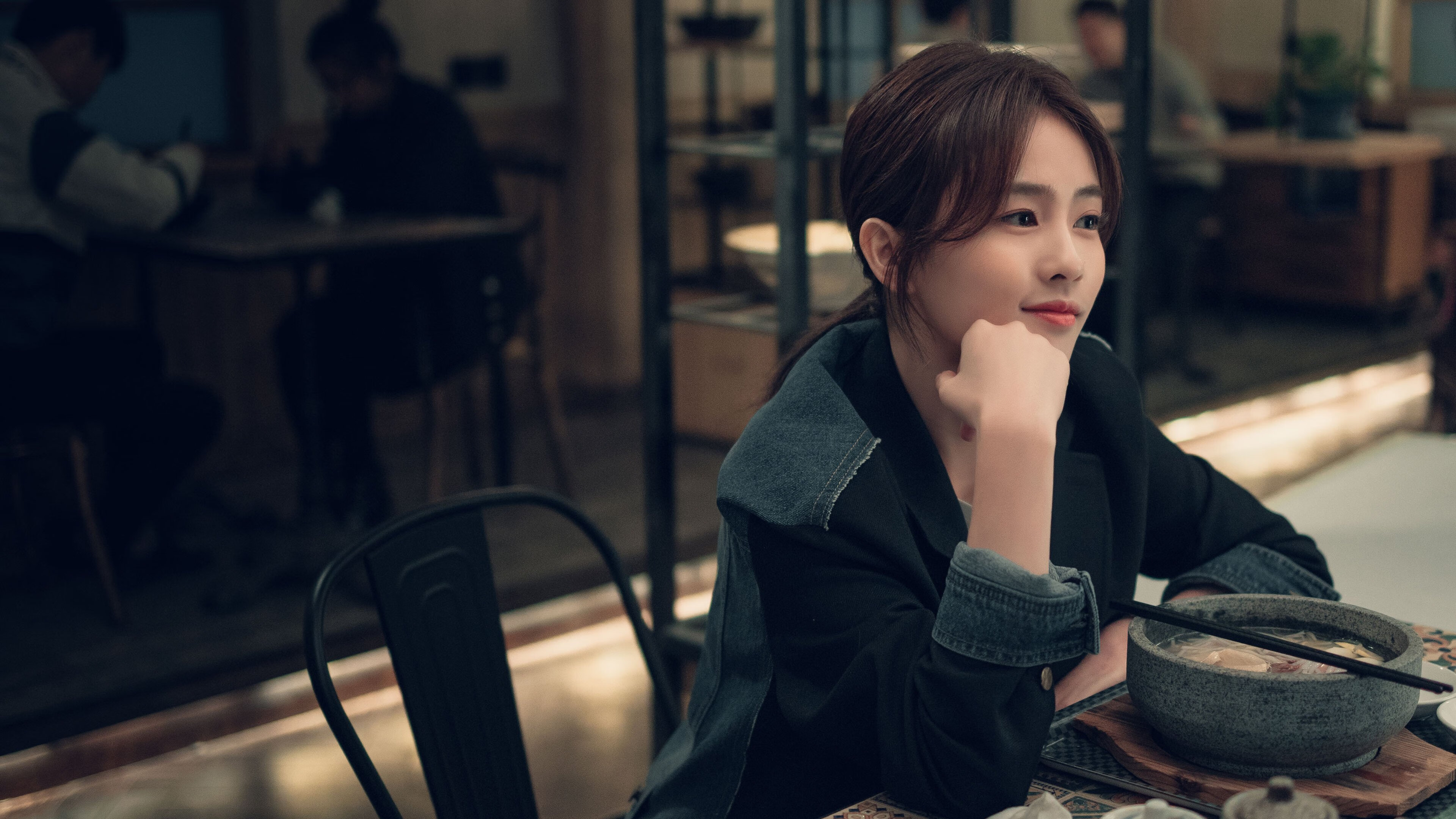 九游sports-王楚钦三局逆转展现大将风范，王楚钦实绩